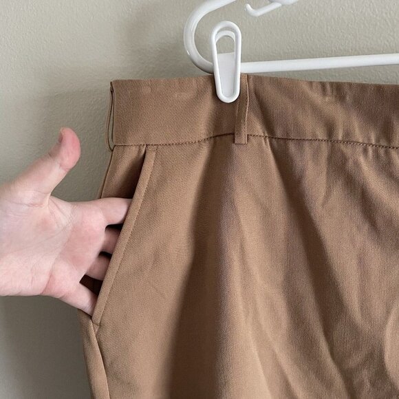 Lane Bryant Women Plus SZ 26 Medium Brown Flat Front 5.5 Inch Inseam Dress Short - Picture 2 of 5